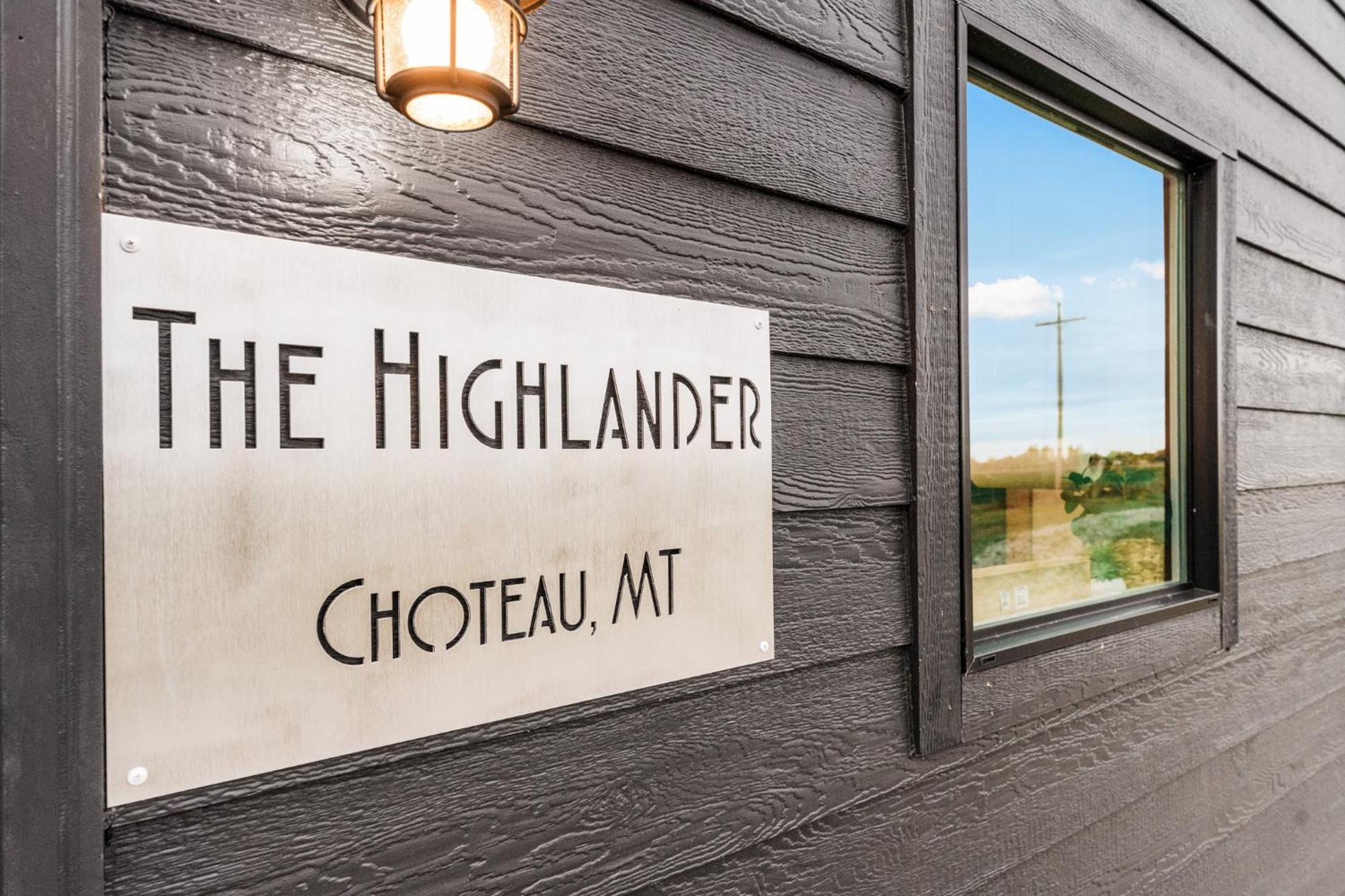 Modern Tiny Cabin, With Hot Tub In Choteau Mt Buitenkant foto